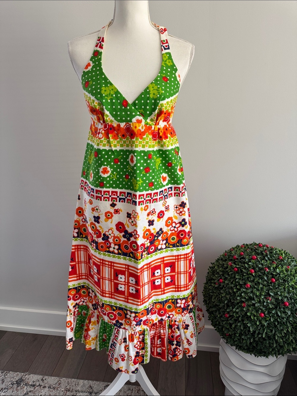Miss Pat Green Floral Halter Maxi Dress with Colorful details Sz M